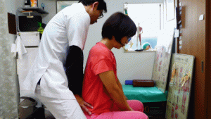 20腰痛整体仙骨リリース動体療法